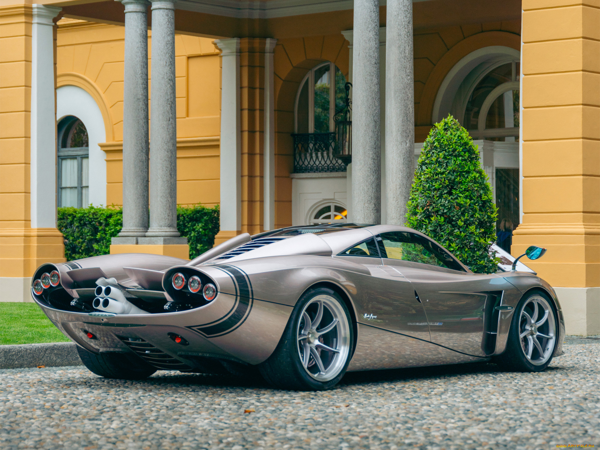 pagani huayra codalunga 2023